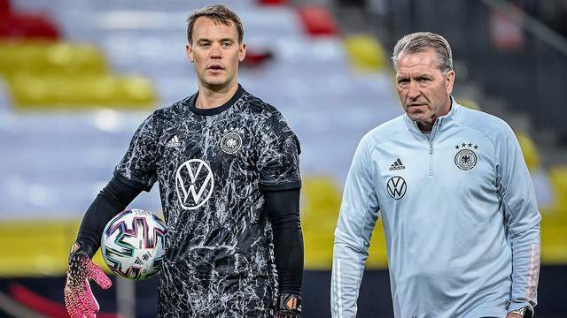 但在三年前 但在三年前