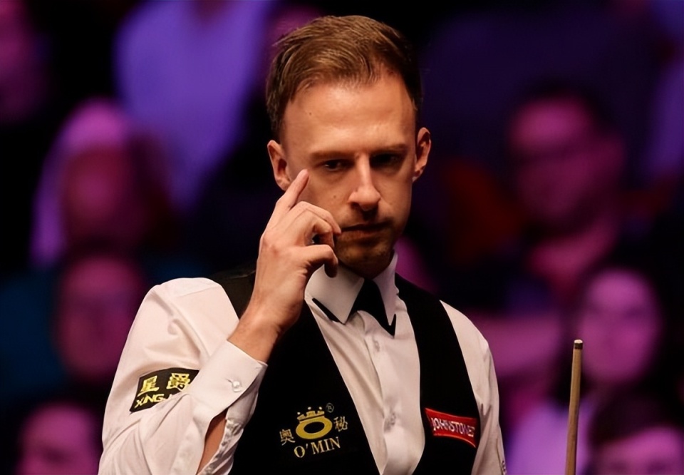 显得更加 显得更加